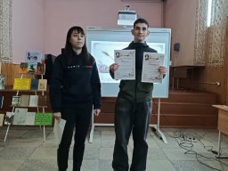 img-b17cb25801e009b5b36c9c61d1992f93-v