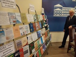 img-2ffa2d0a4e5458e57a4947f91211a65c-v